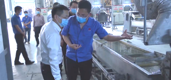 ͭ����ί��һ��ݰ����������ʱ����������߷õ���